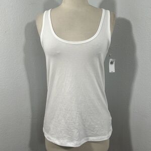 Old Navy Tank Top Womens S White Minimalist Feminine Summer Capsule